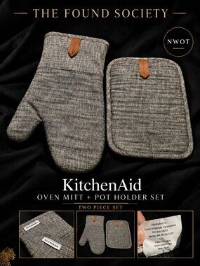 KitchenAid Gray Oven Mitt + Pot Holder Set NWOT Costco